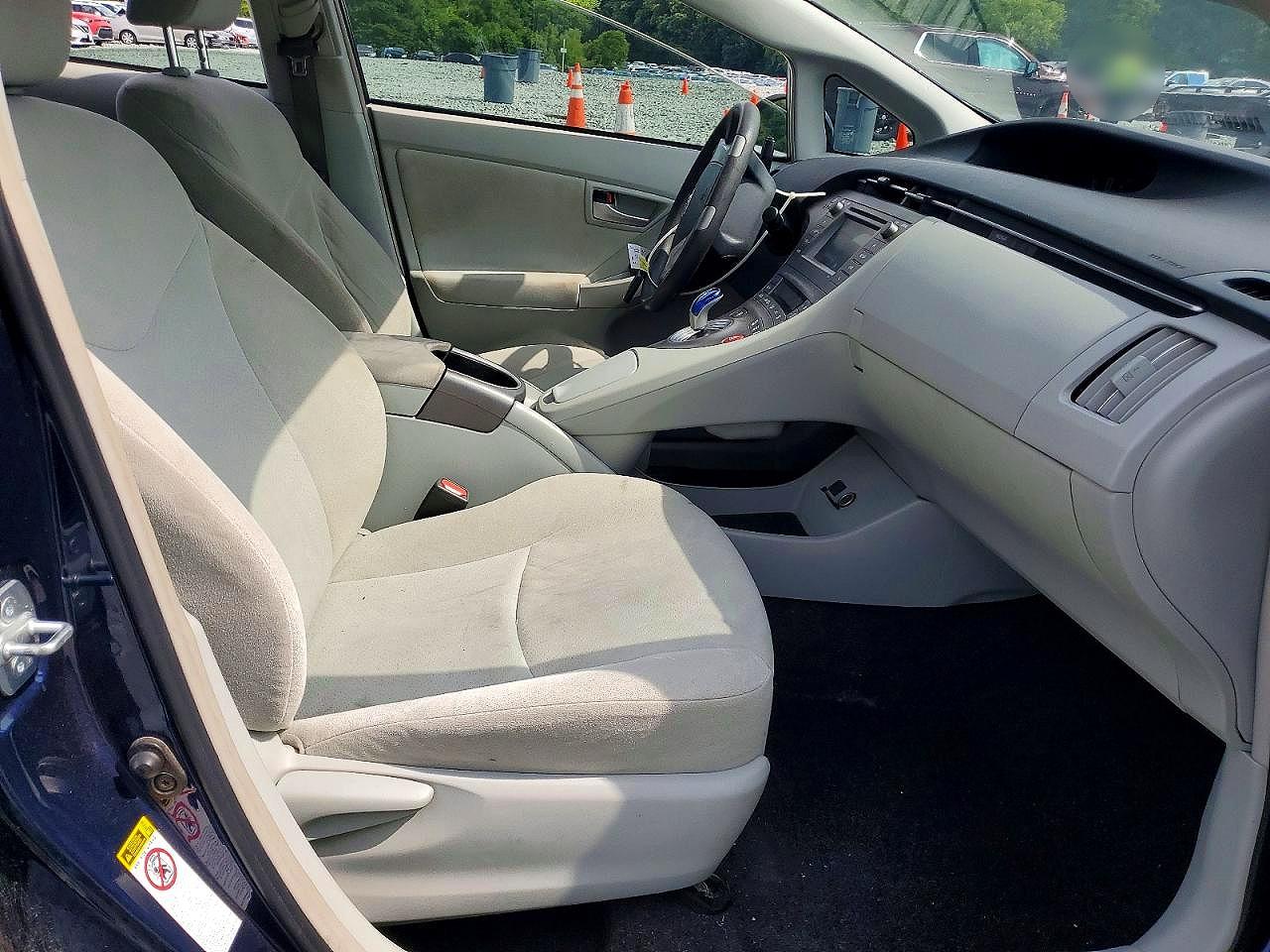 2014 TOYOTA PRIUS
