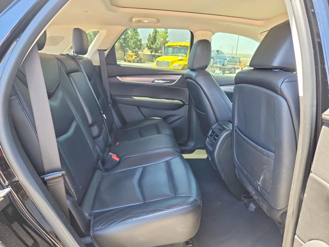 2017 CADILLAC XT5