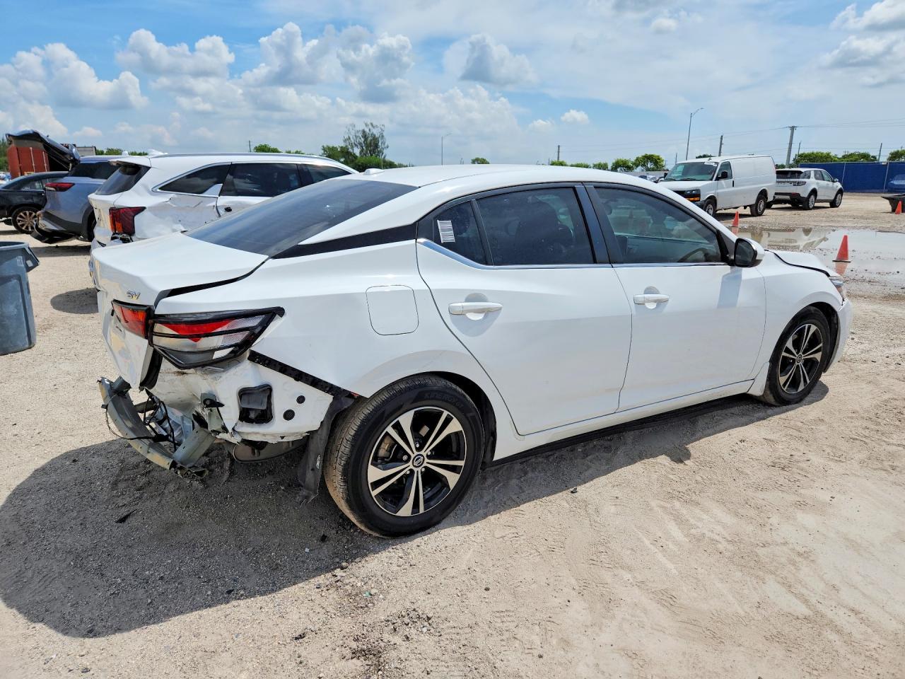 2022 NISSAN SENTRA