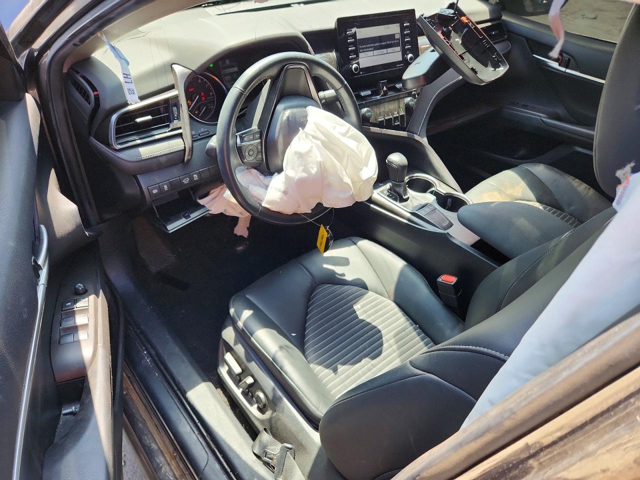 2023 TOYOTA CAMRY