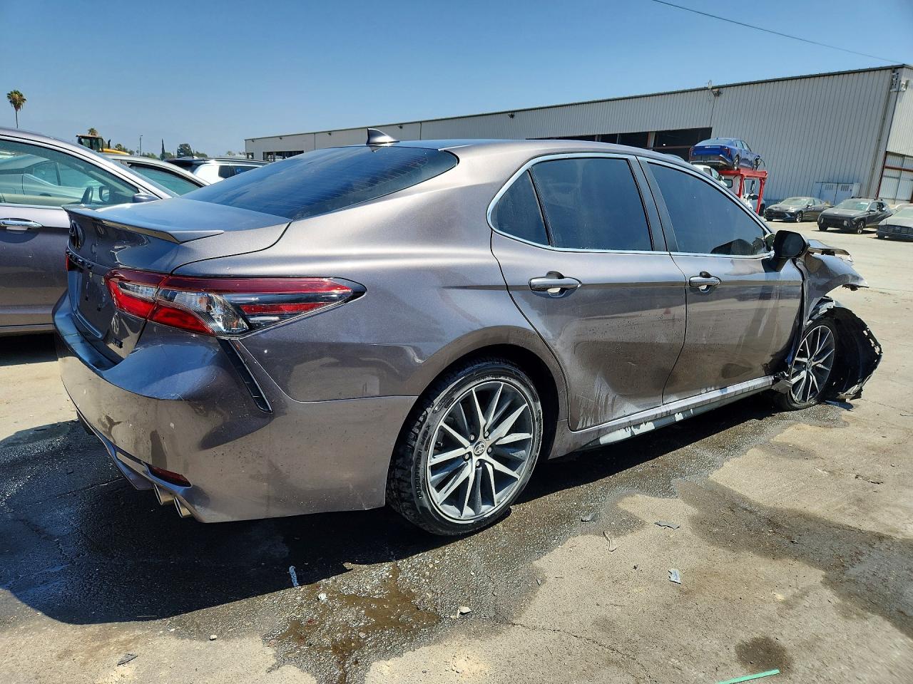 2023 TOYOTA CAMRY