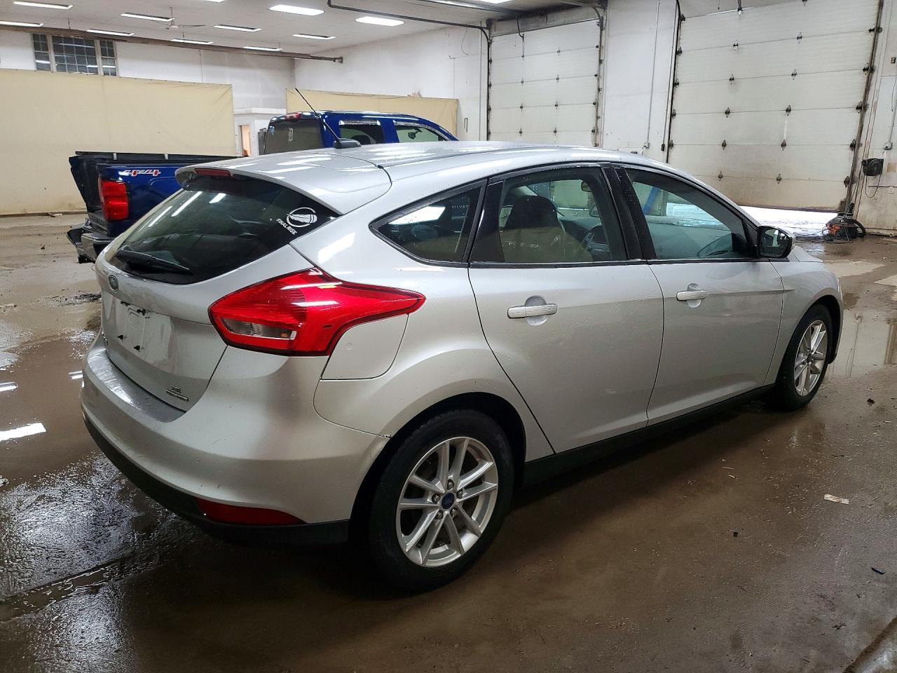 2016 FORD FOCUS