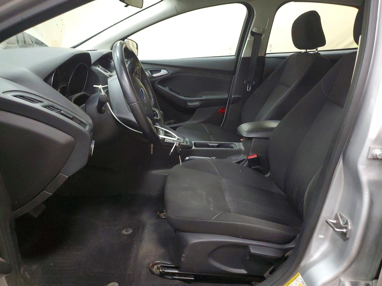 2016 FORD FOCUS