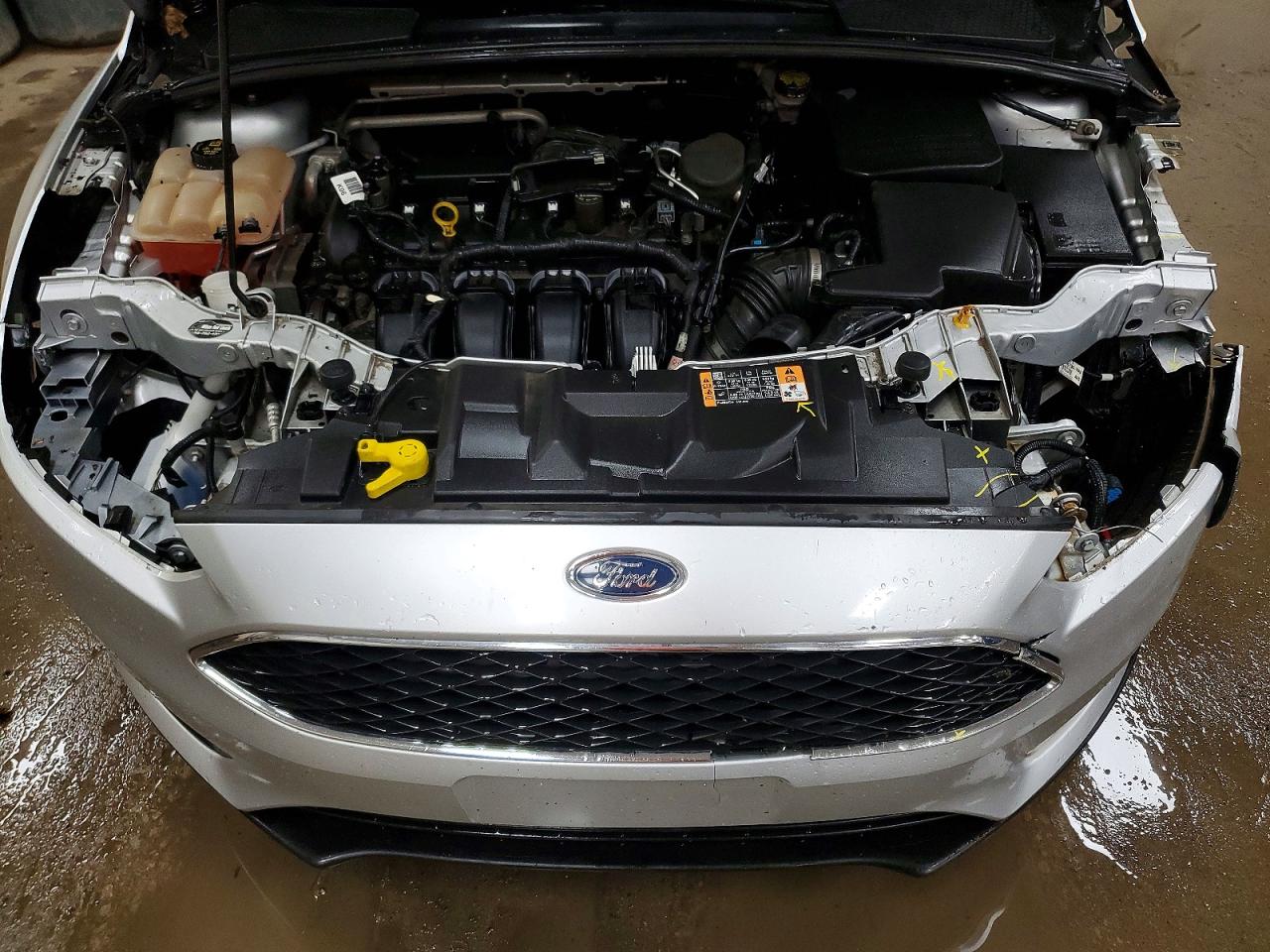 2016 FORD FOCUS