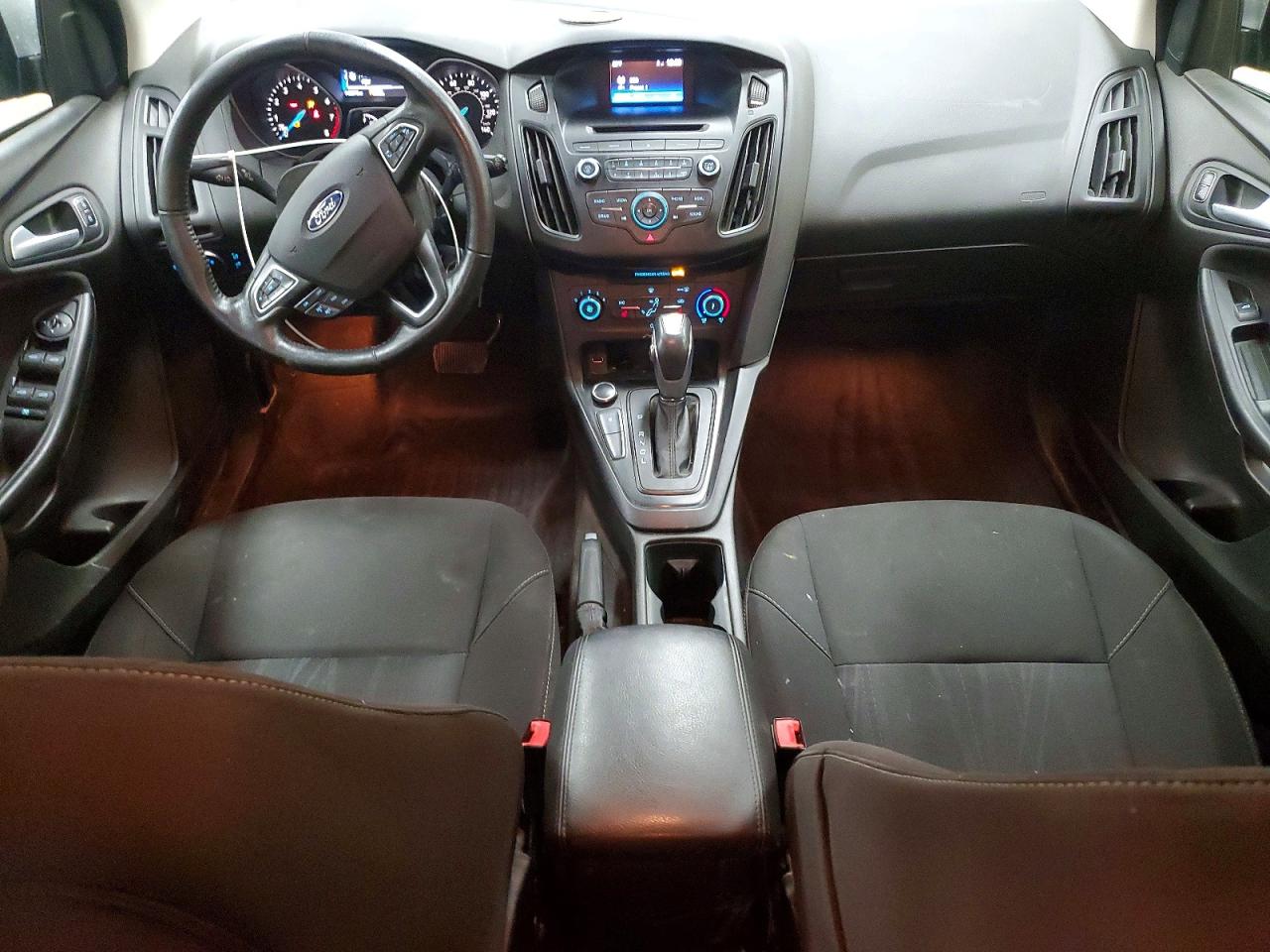 2016 FORD FOCUS