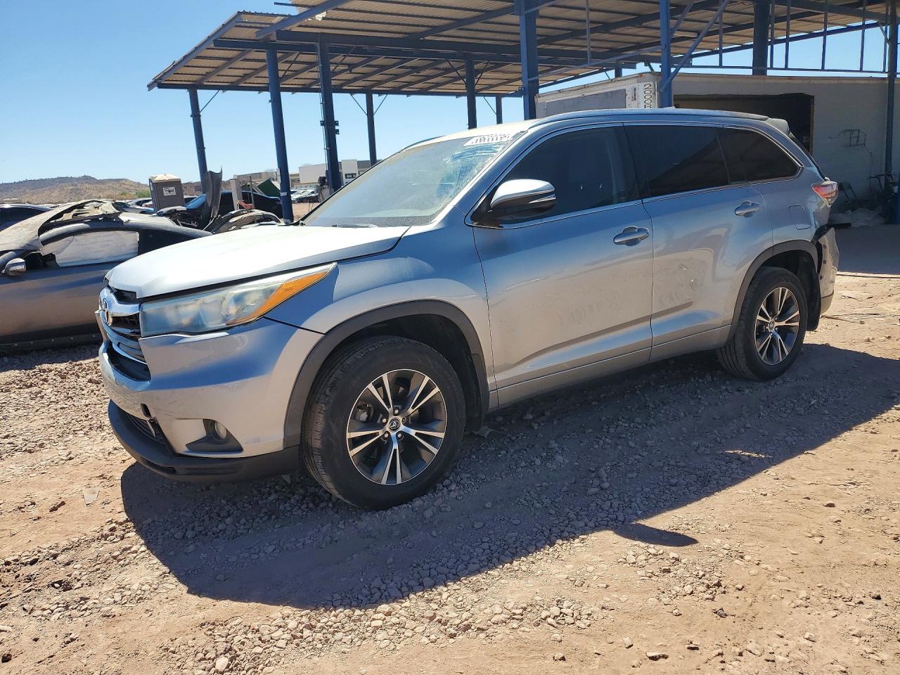 2016 TOYOTA HIGHLANDER