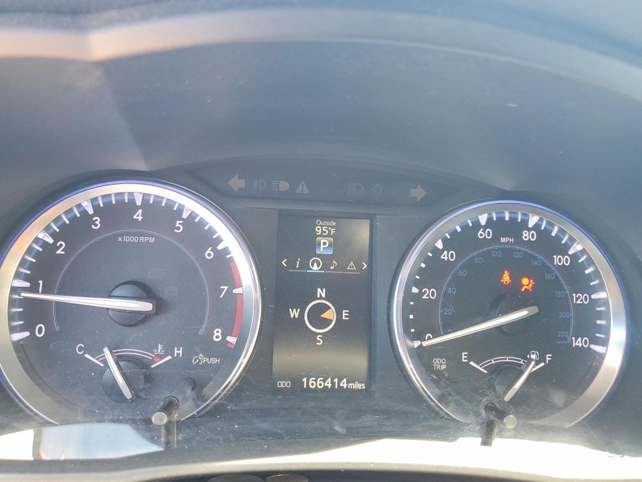 2016 TOYOTA HIGHLANDER