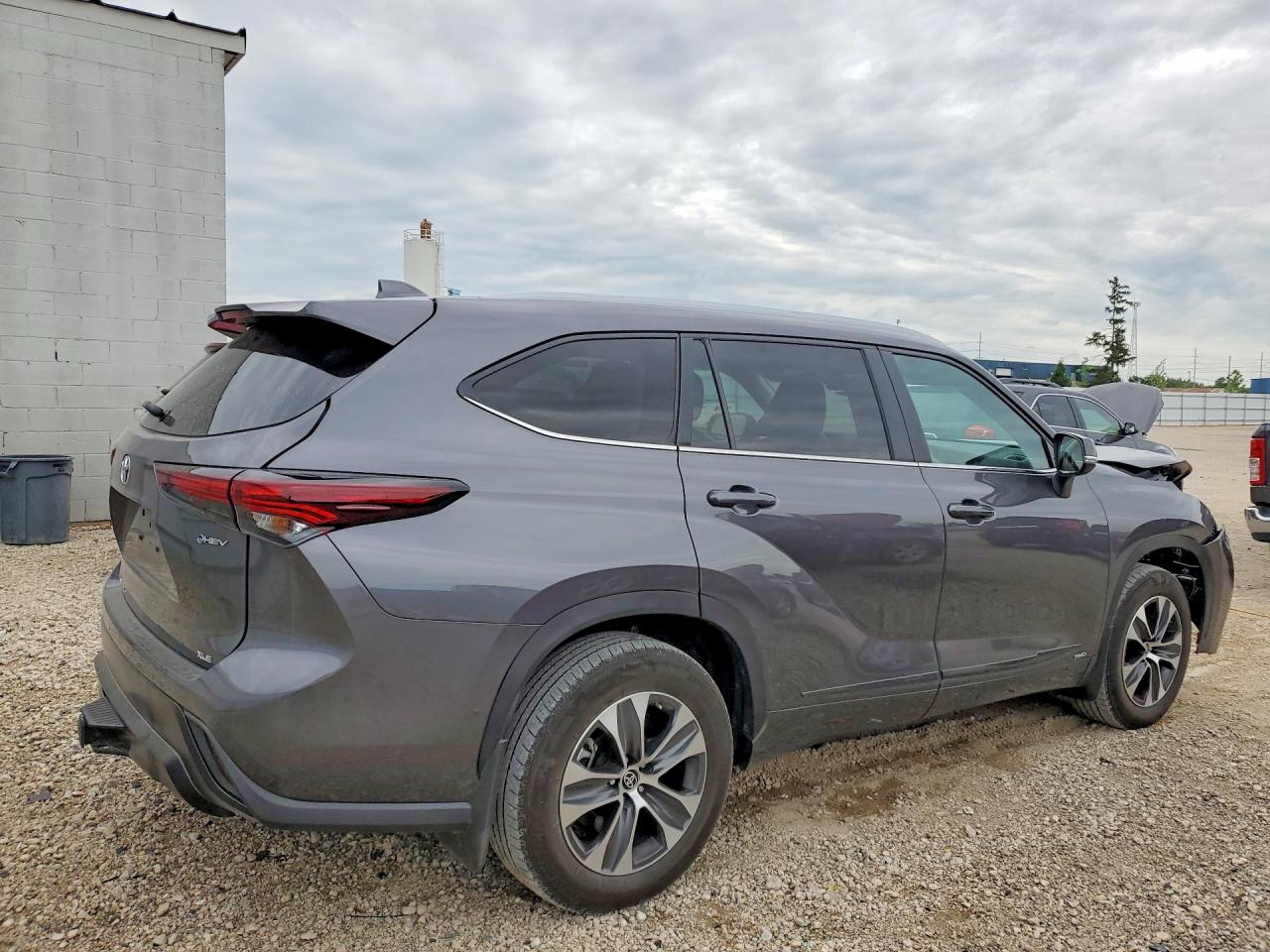 2025 TOYOTA HIGHLANDER