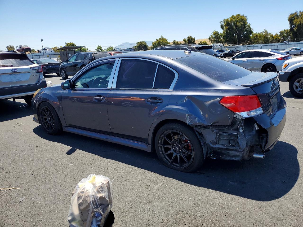 2014 SUBARU LEGACY