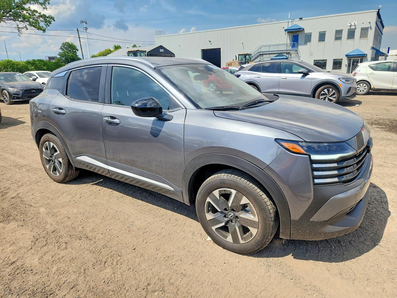 2026 NISSAN KICKS