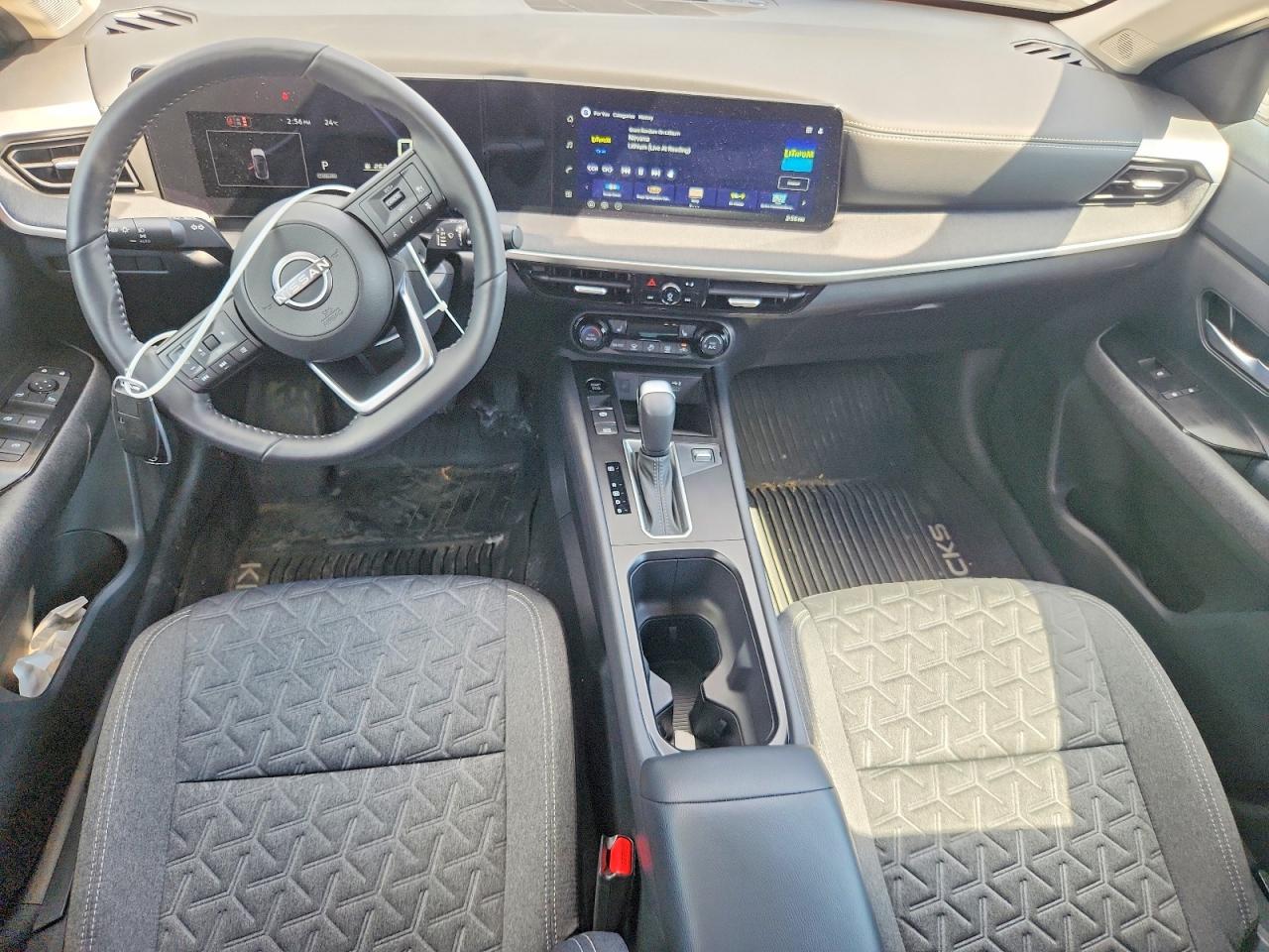 2026 NISSAN KICKS