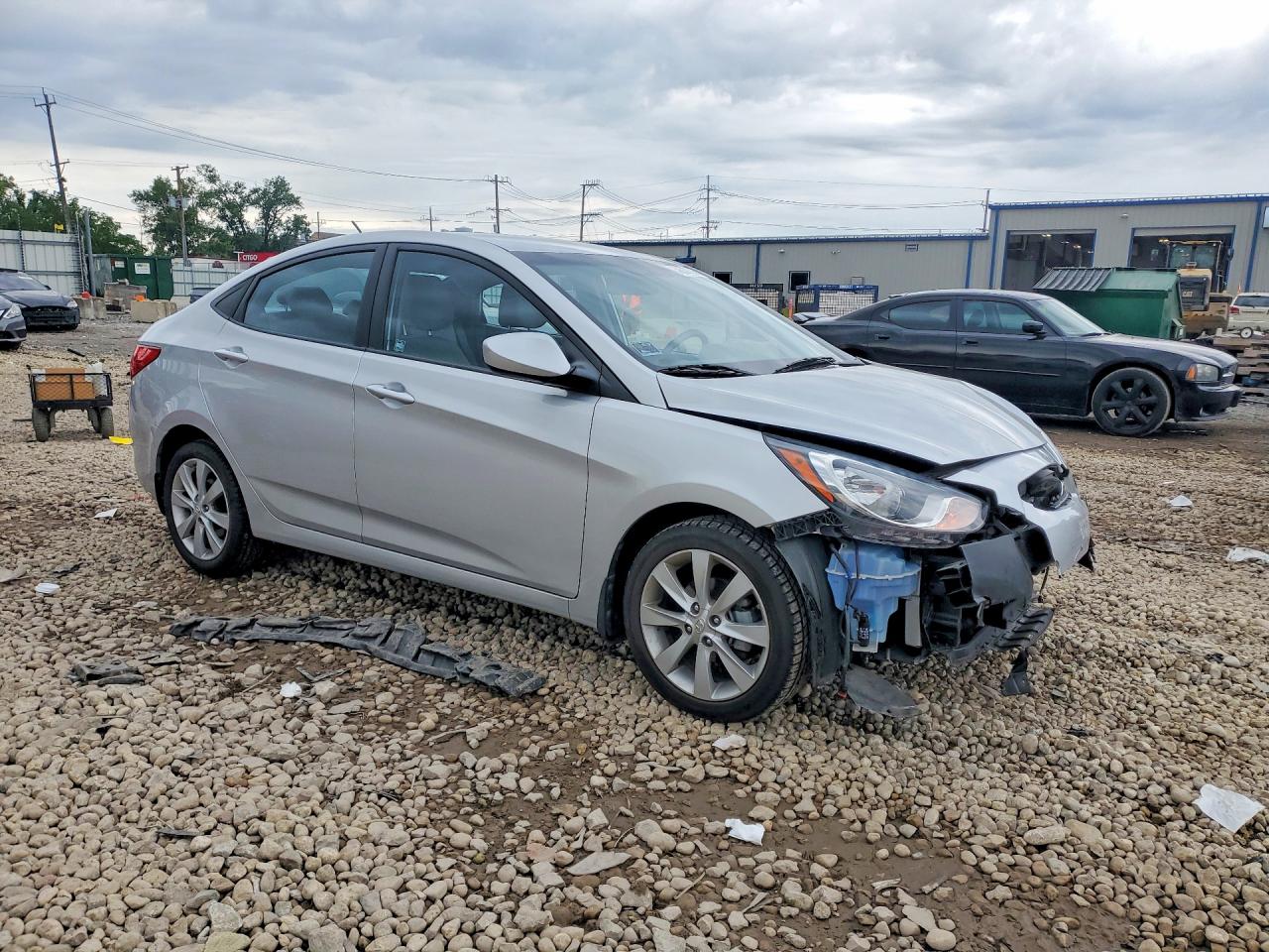 2013 HYUNDAI ACCENT