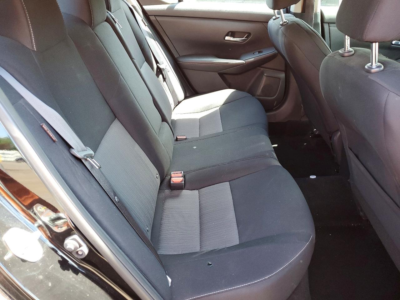 2022 NISSAN SENTRA
