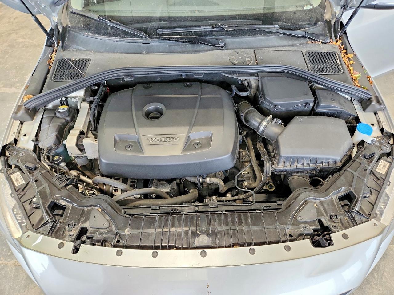 2017 VOLVO S60