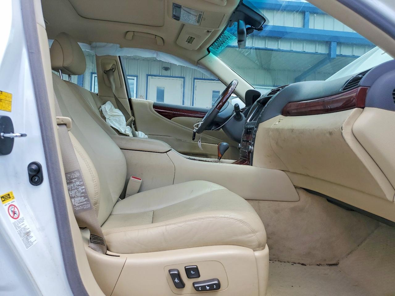 2009 LEXUS LS460