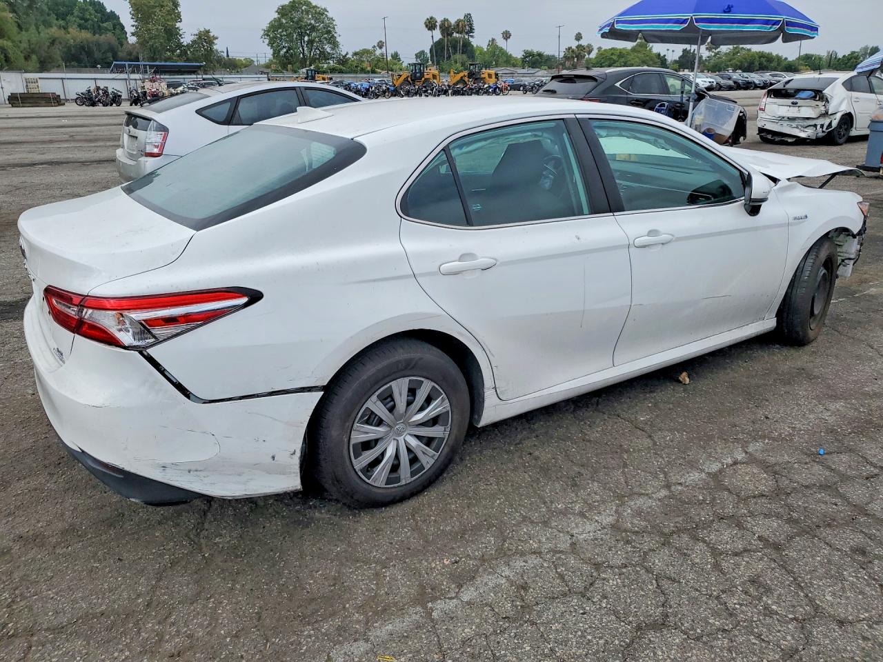 2020 TOYOTA CAMRY