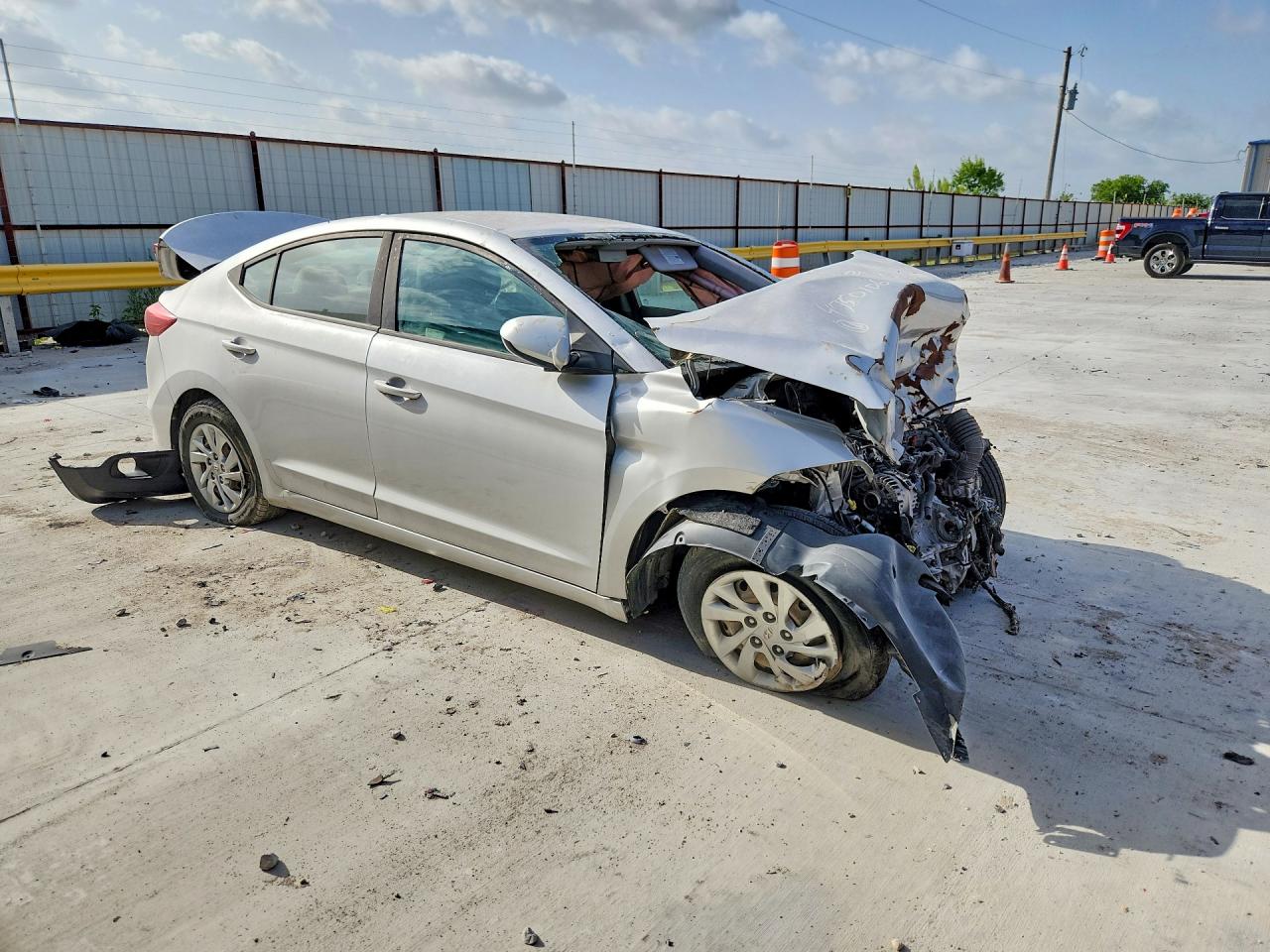 2017 HYUNDAI ELANTRA