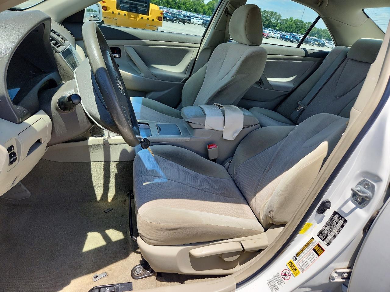 2011 TOYOTA CAMRY