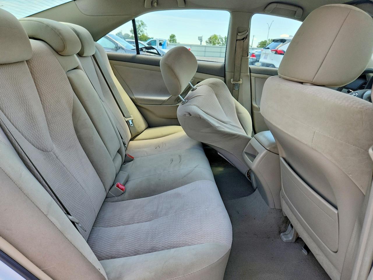 2011 TOYOTA CAMRY