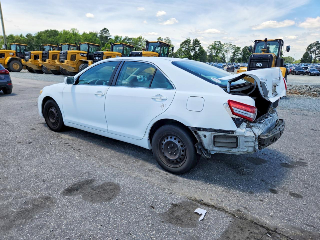 2011 TOYOTA CAMRY