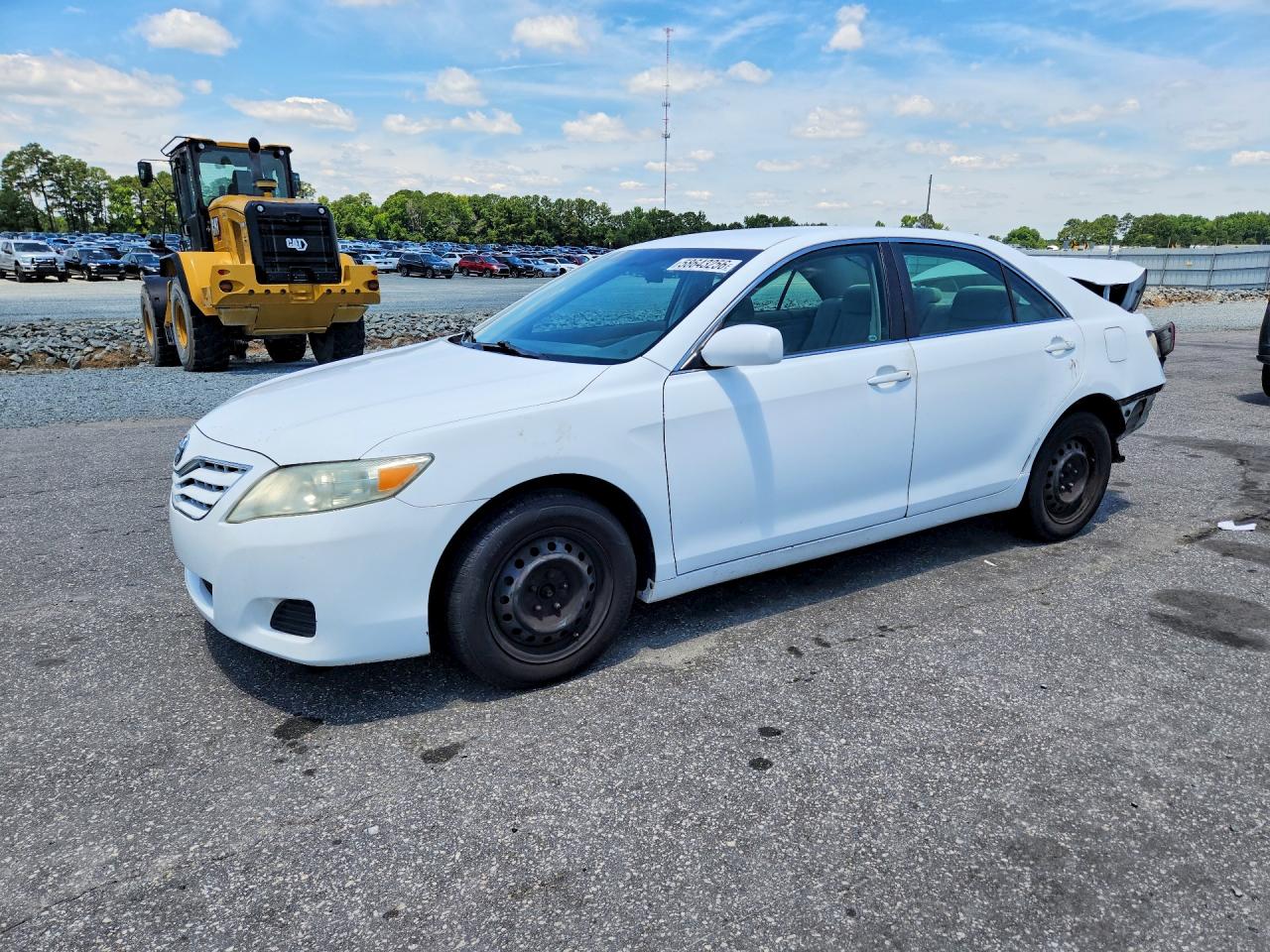 2011 TOYOTA CAMRY