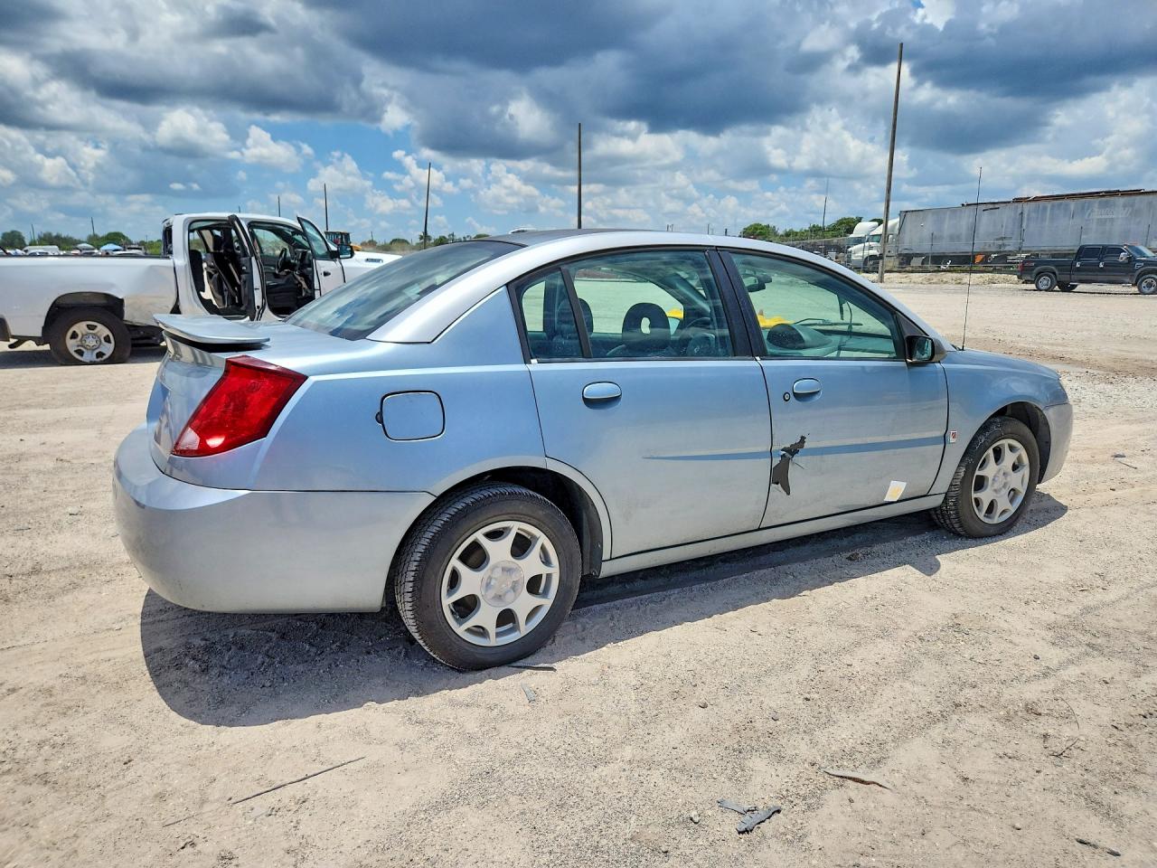 2003 SATURN ION