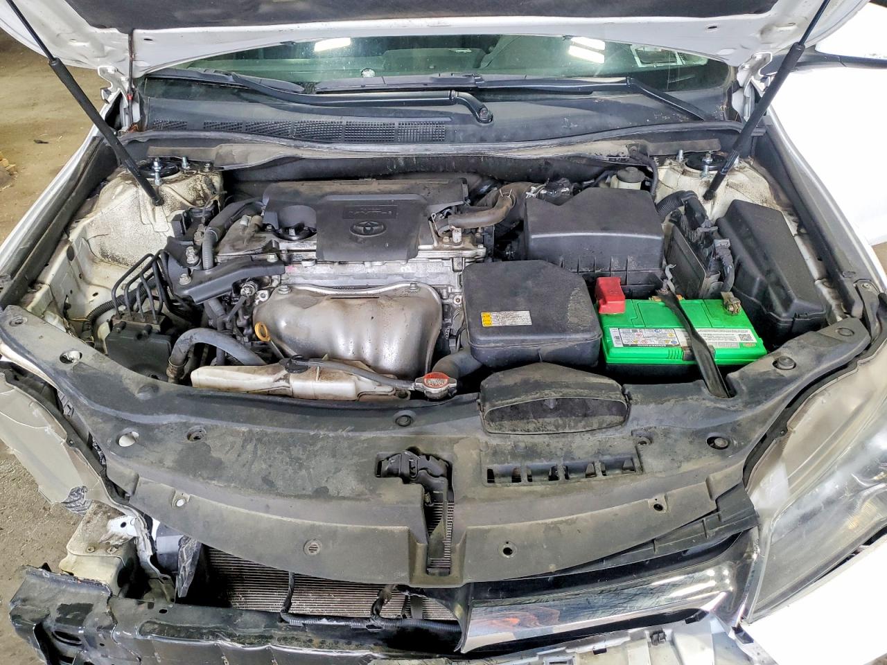 2016 TOYOTA CAMRY