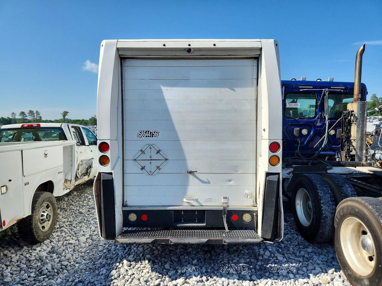2013 ISUZU NPR
