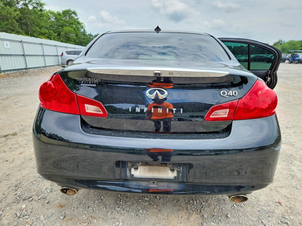 2015 INFINITI Q40