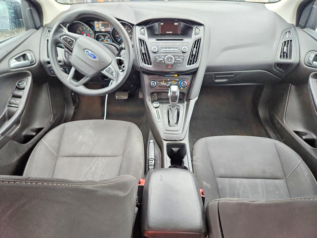 2016 FORD FOCUS