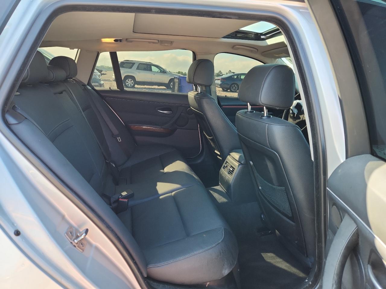 2009 BMW 3 SERIES