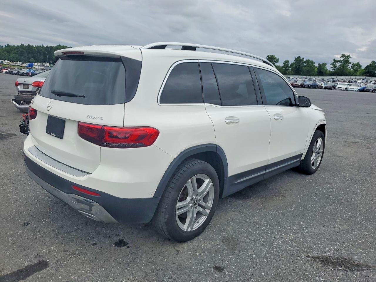 2025 MERCEDES-BENZ GLB-CLASS