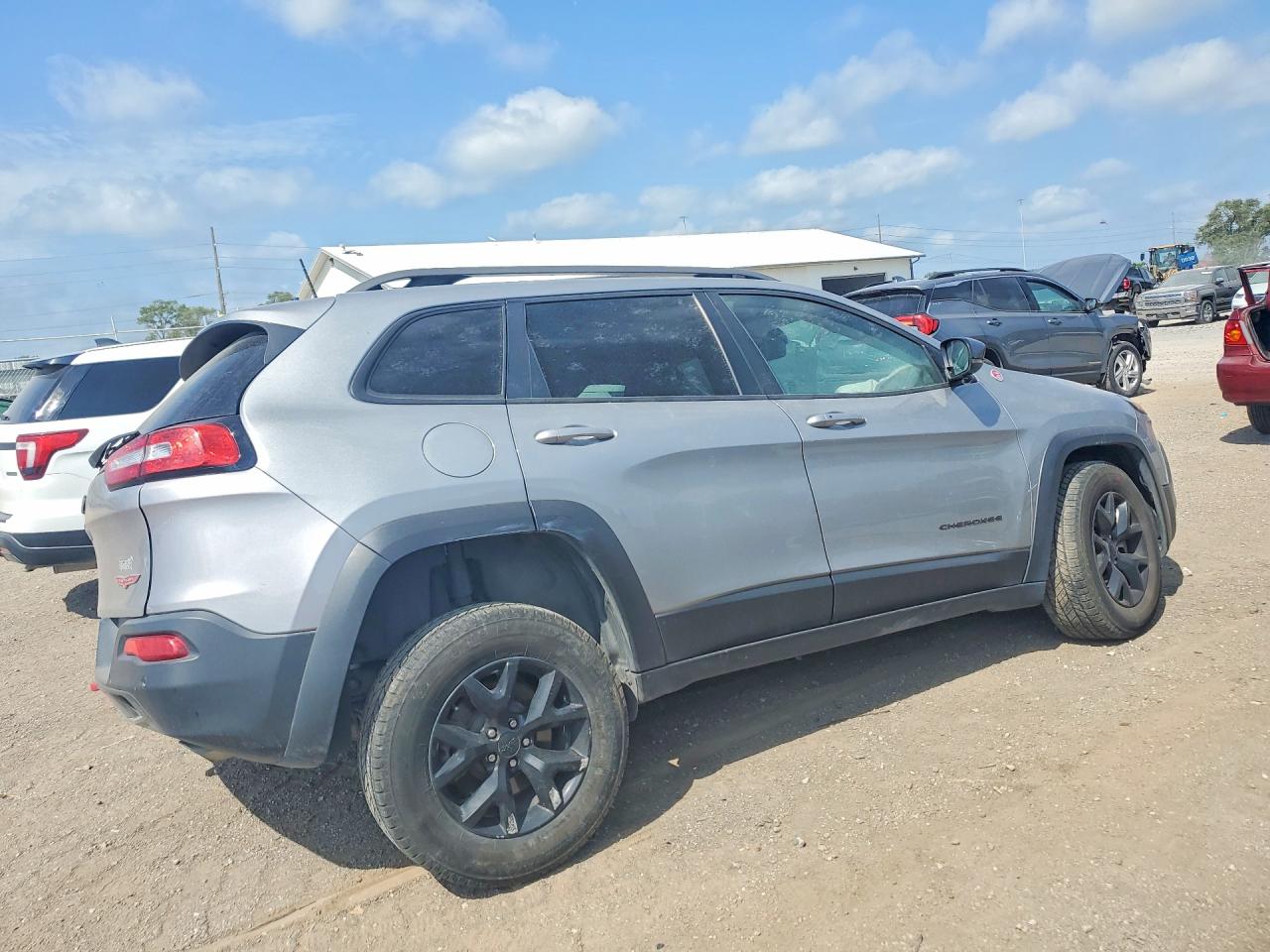 2017 JEEP CHEROKEE