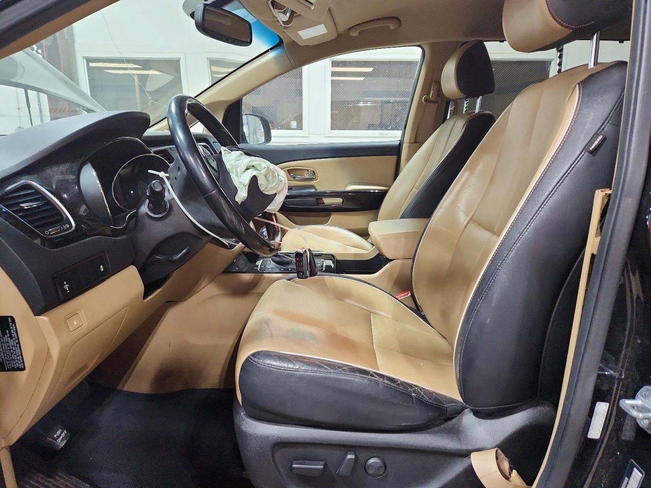 2016 KIA SEDONA