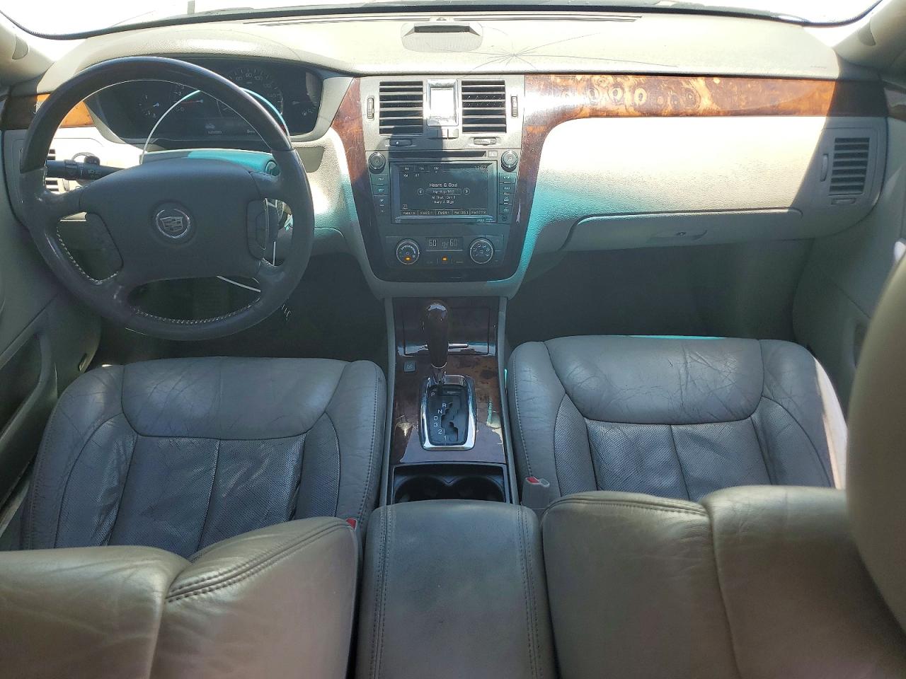 2011 CADILLAC DTS