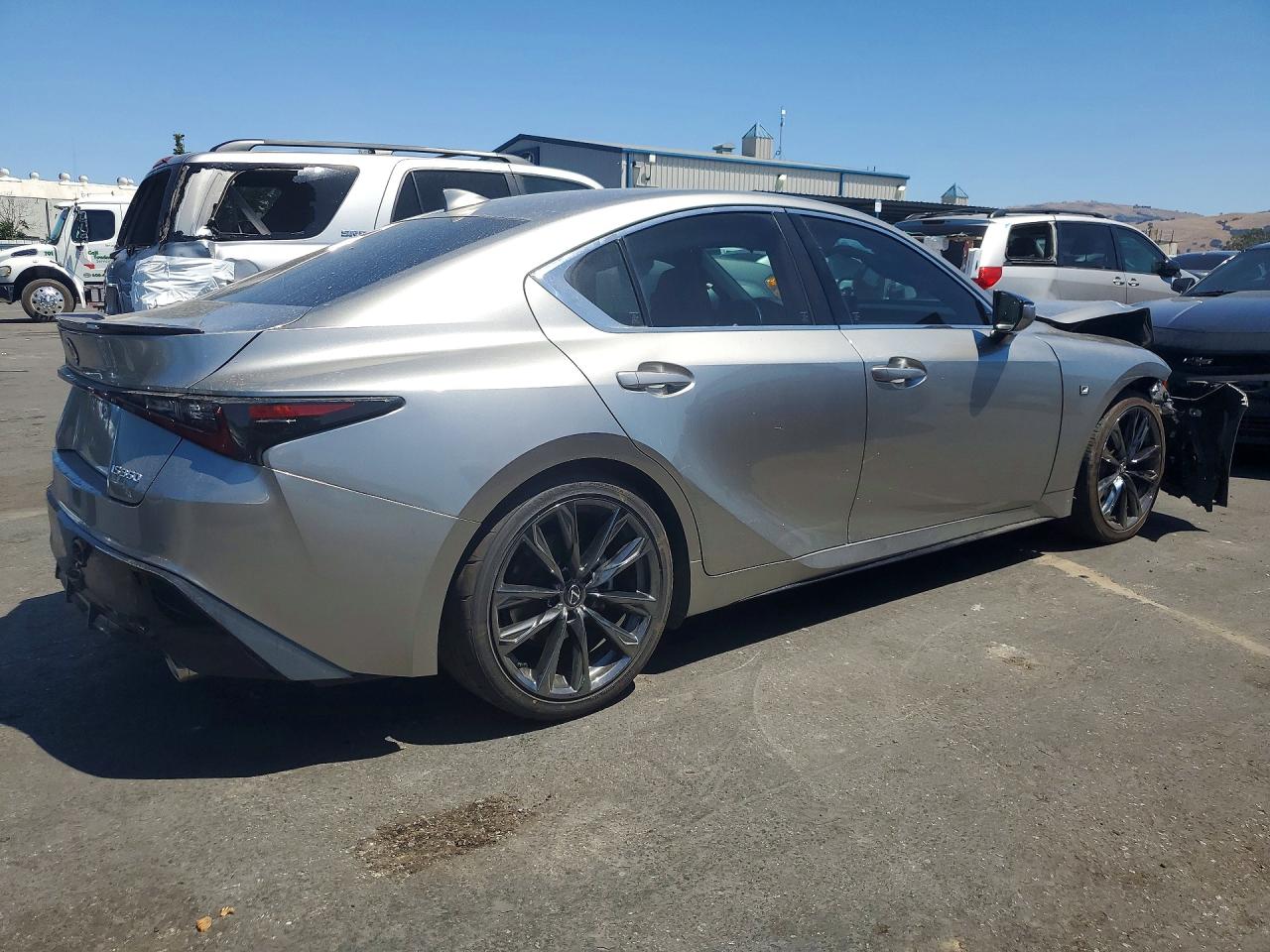 2023 LEXUS IS