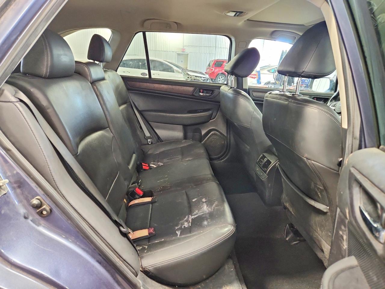 2016 SUBARU OUTBACK