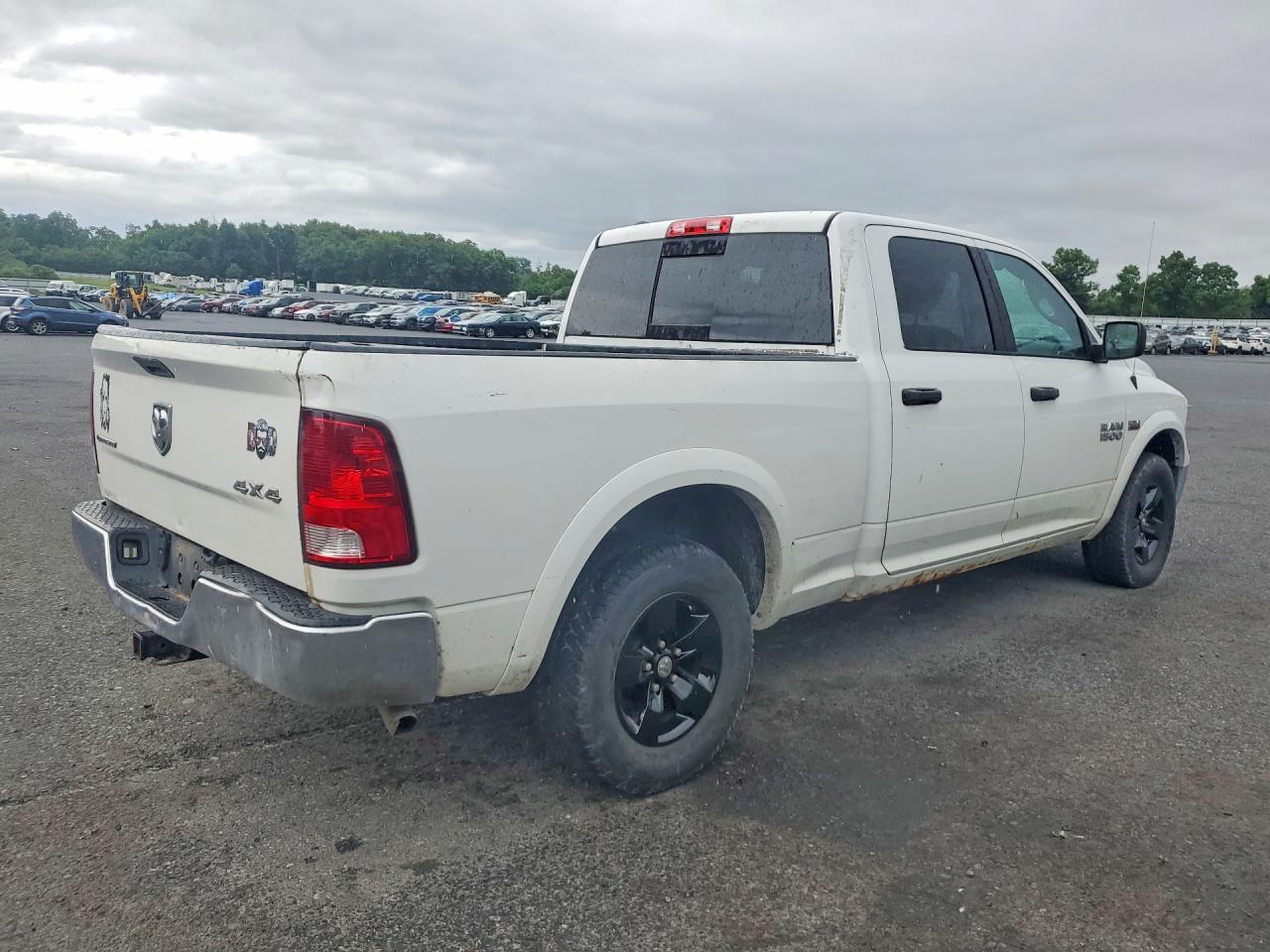 2015 RAM SLT