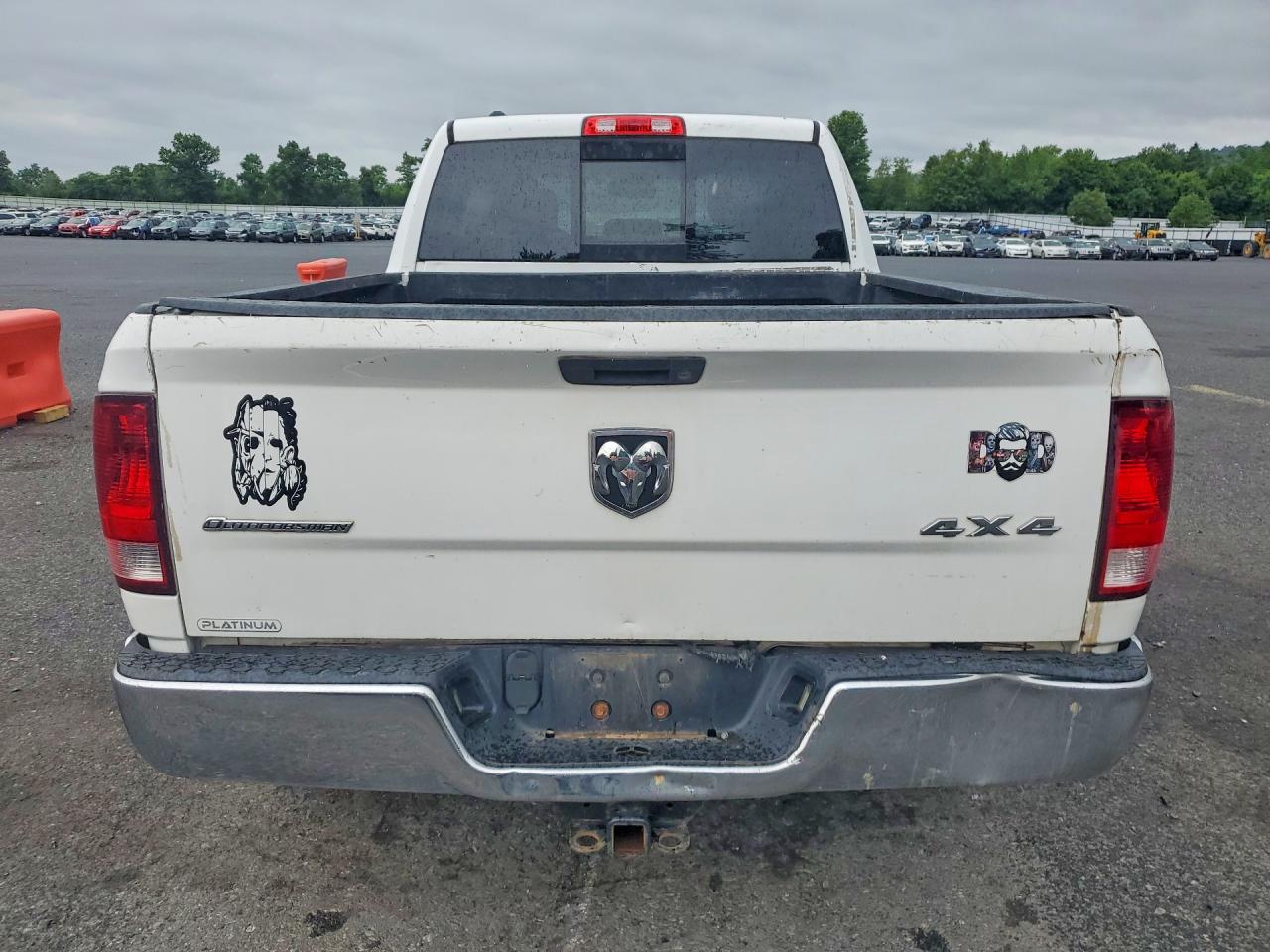 2015 RAM SLT
