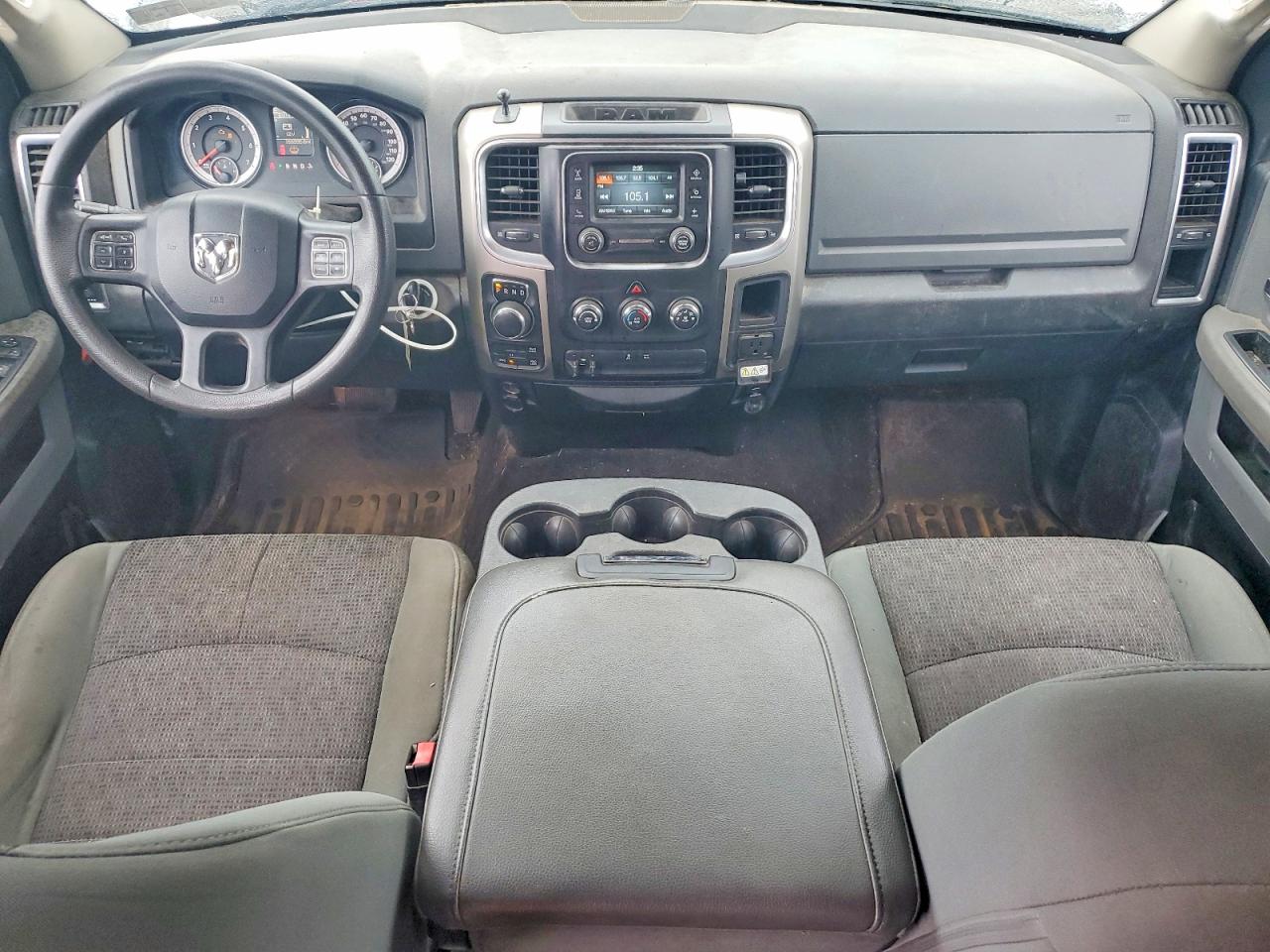 2015 RAM SLT