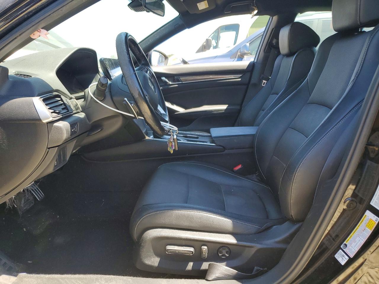 2019 HONDA ACCORD