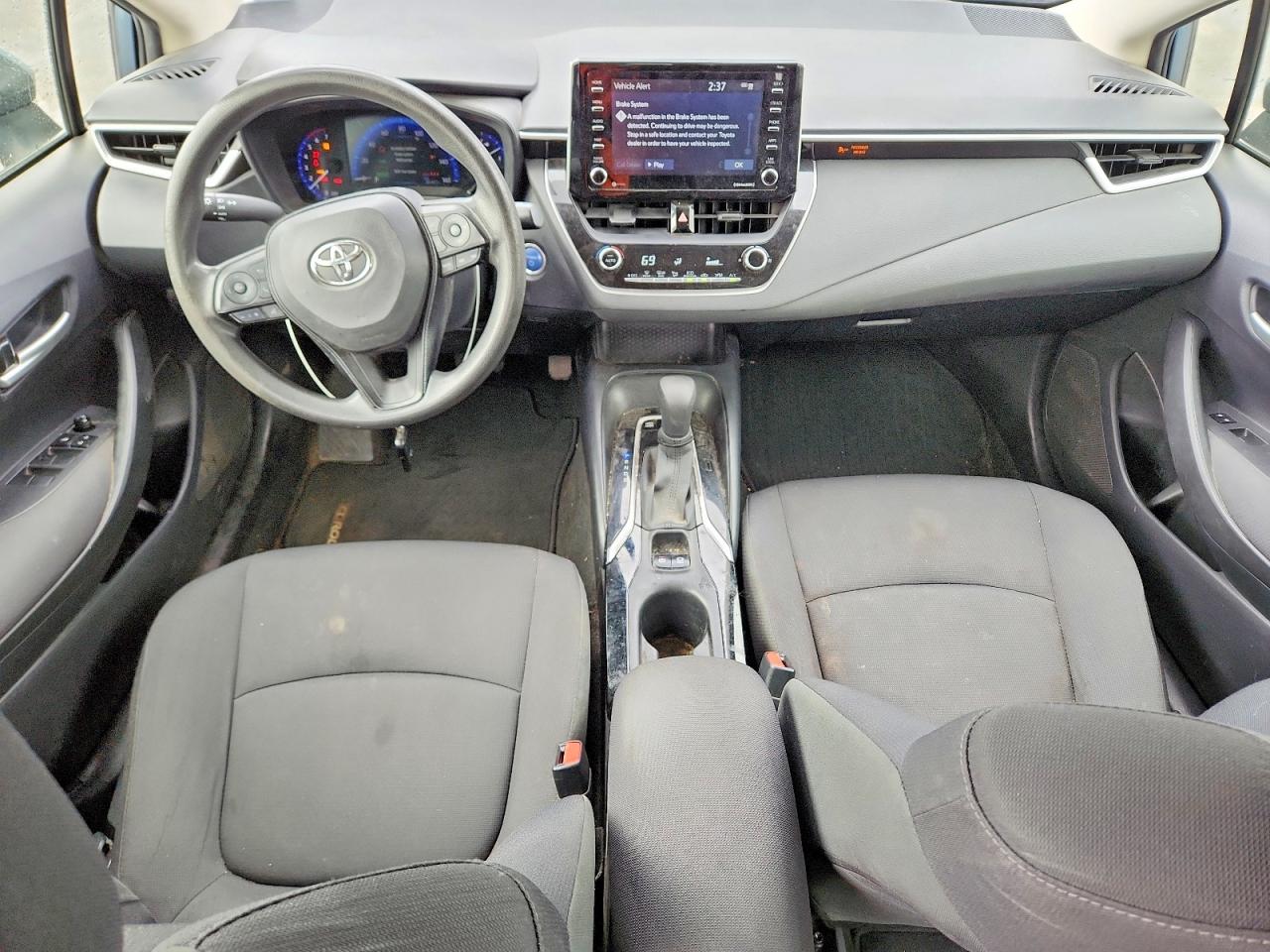 2021 TOYOTA COROLLA
