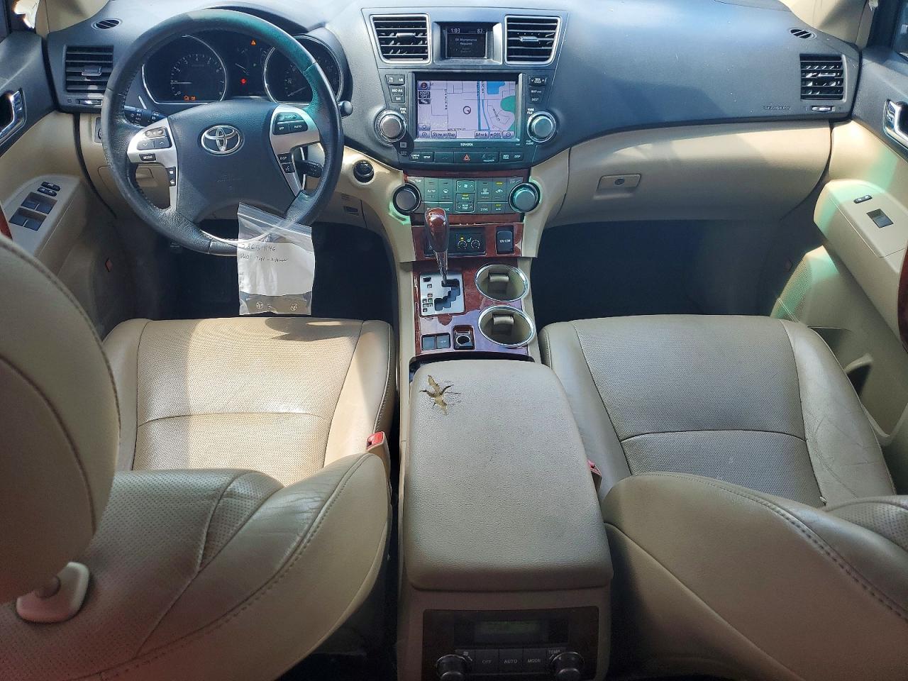 2012 TOYOTA HIGHLANDER
