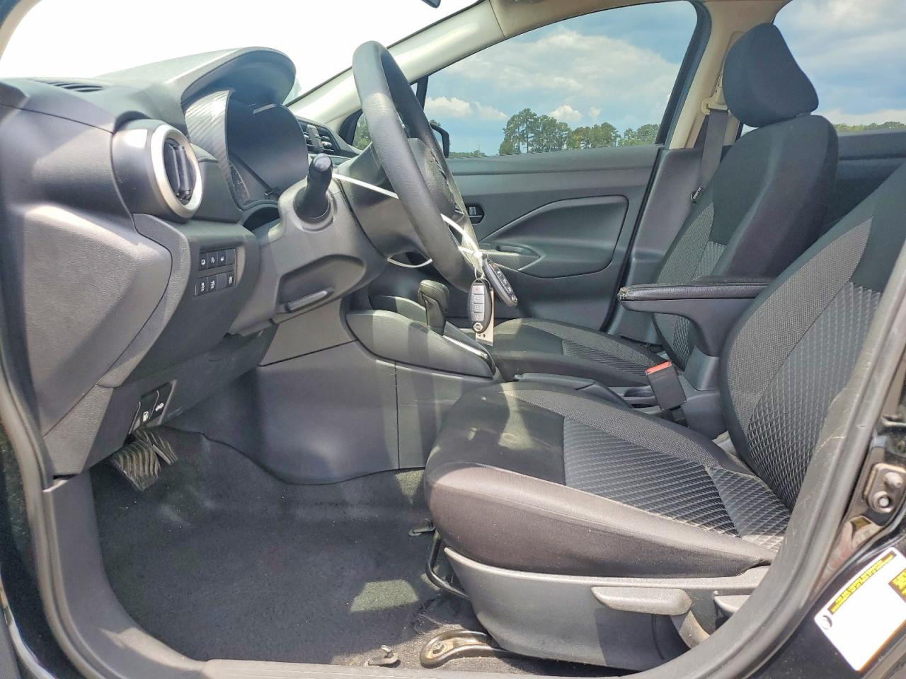 2020 NISSAN VERSA