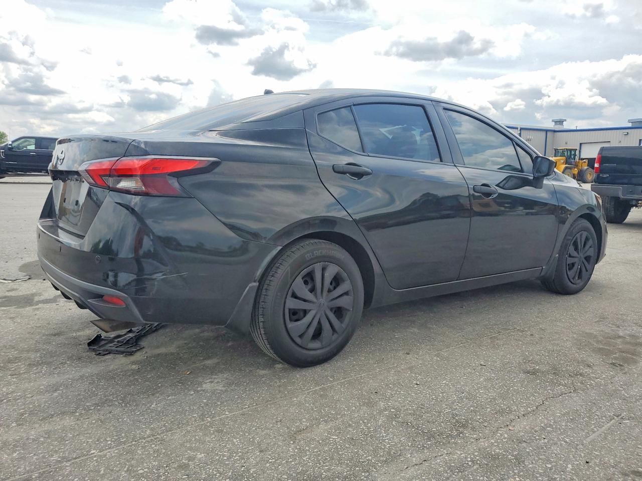 2020 NISSAN VERSA