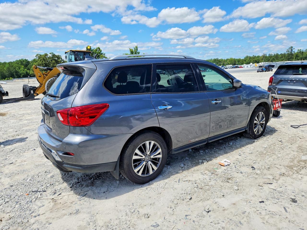 2020 NISSAN PATHFINDER
