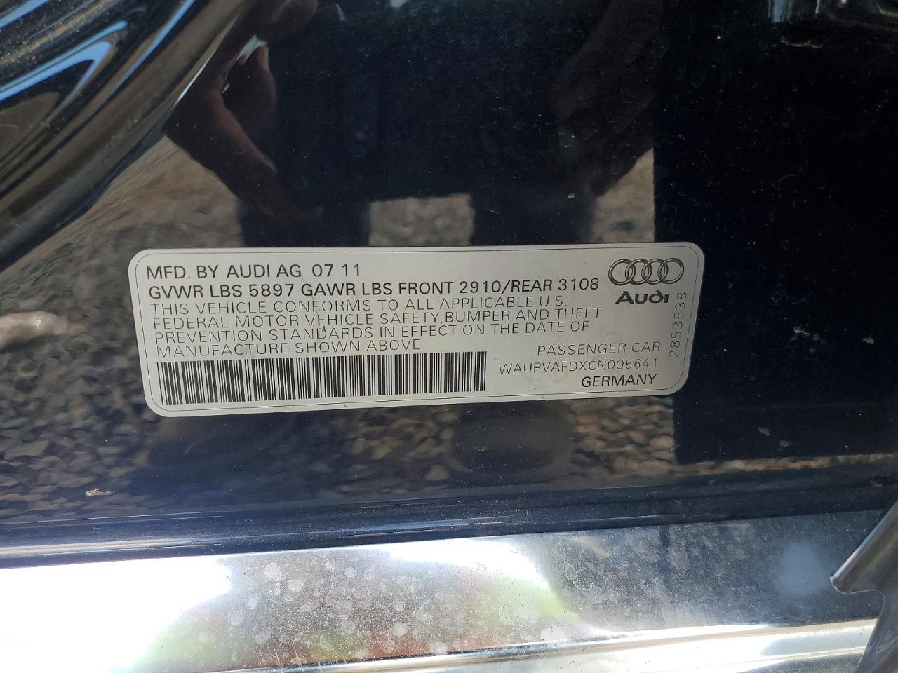 2012 AUDI A8