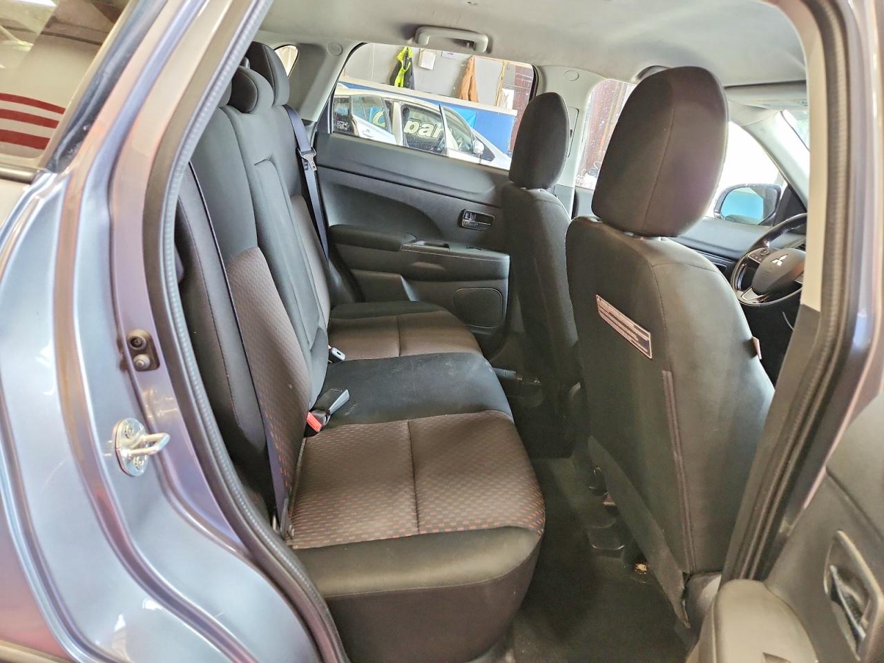 2017 MITSUBISHI OUTLANDER