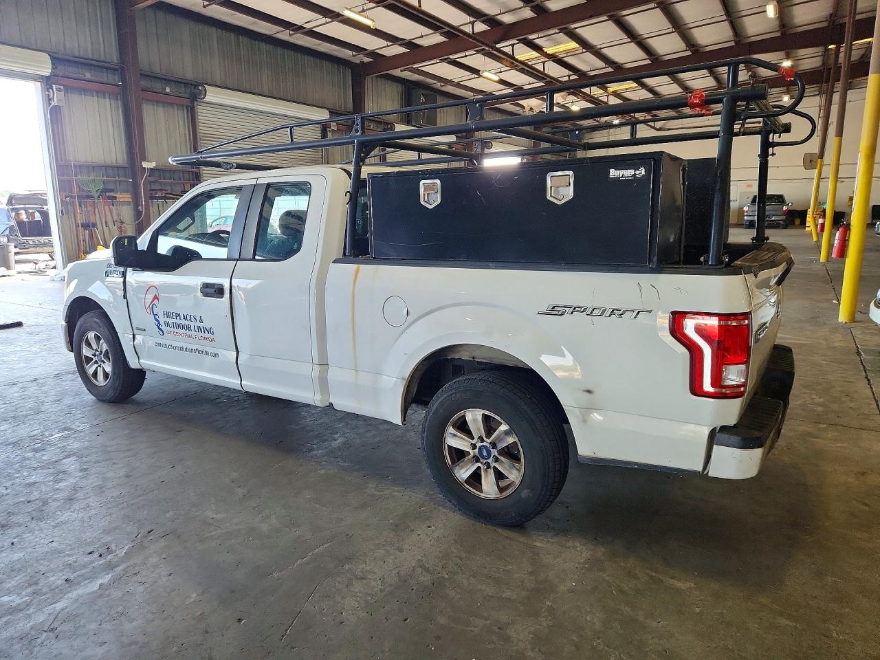 2017 FORD F150