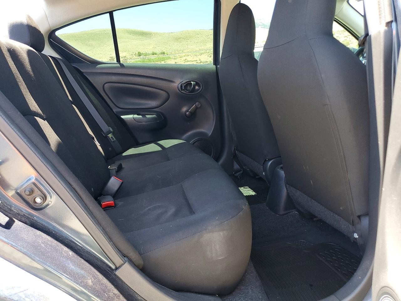 2016 NISSAN VERSA